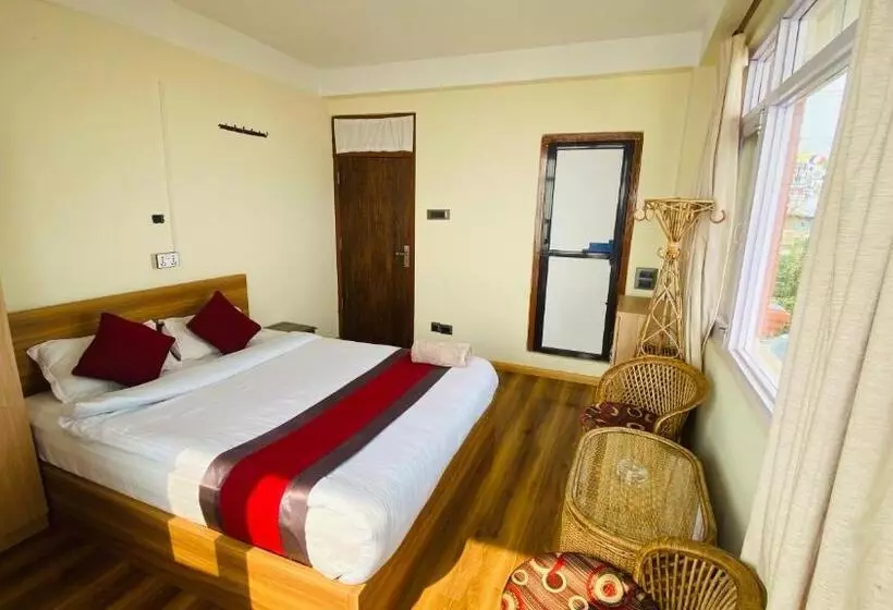 پانسیون Himalayan Sunrise