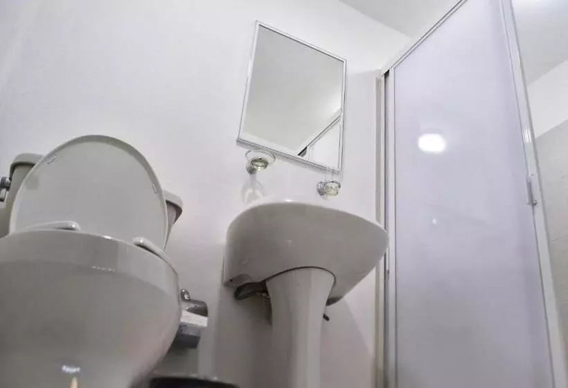 ペンション Hostal Plaza Central