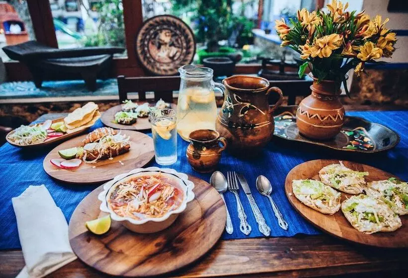 ペンション Hostal Plaza Central