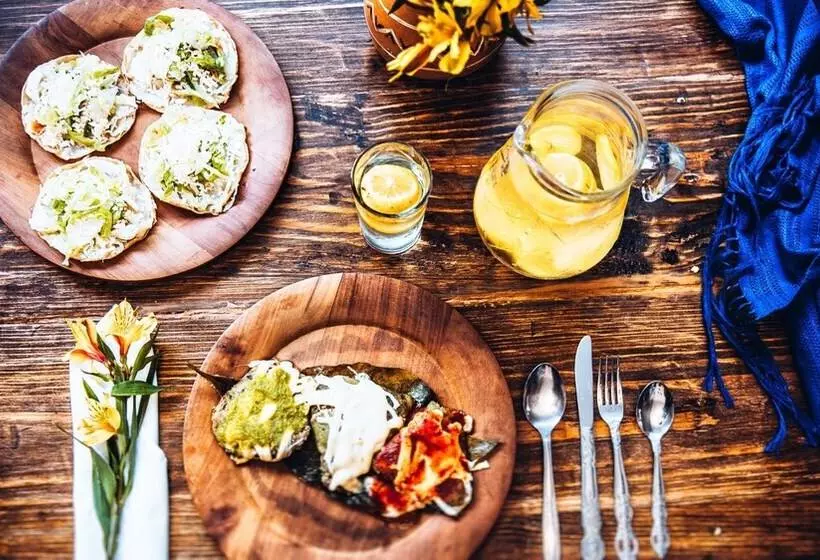 ペンション Hostal Plaza Central