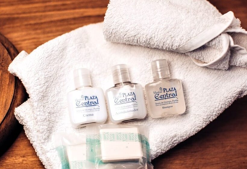 بنسيون Hostal Plaza Central