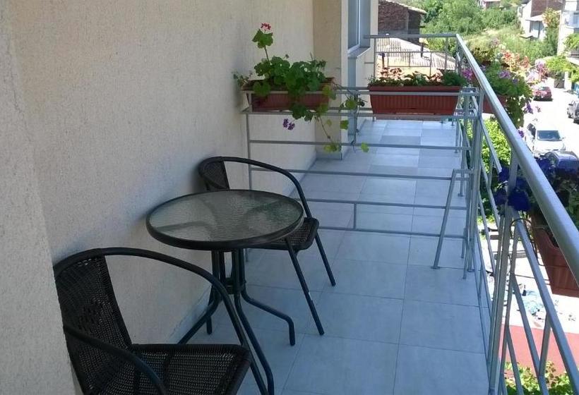 펜션 House Of Flowers