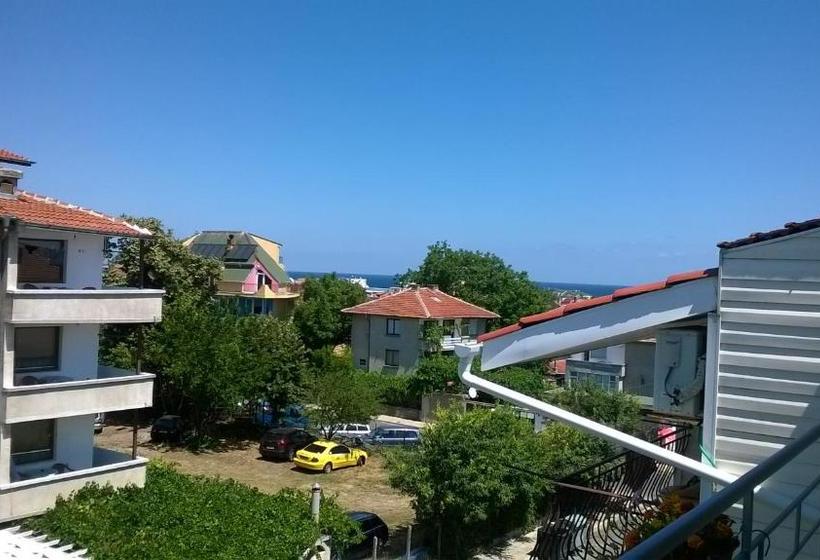 펜션 House Of Flowers