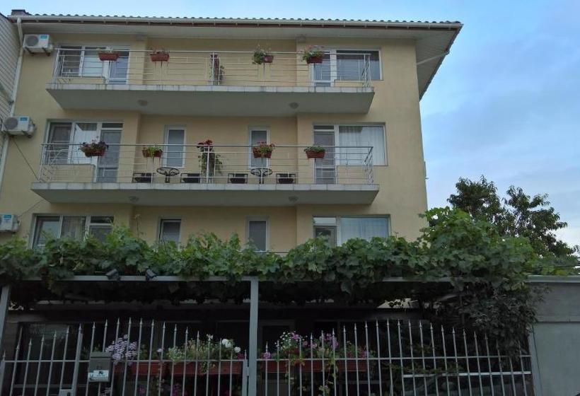 펜션 House Of Flowers