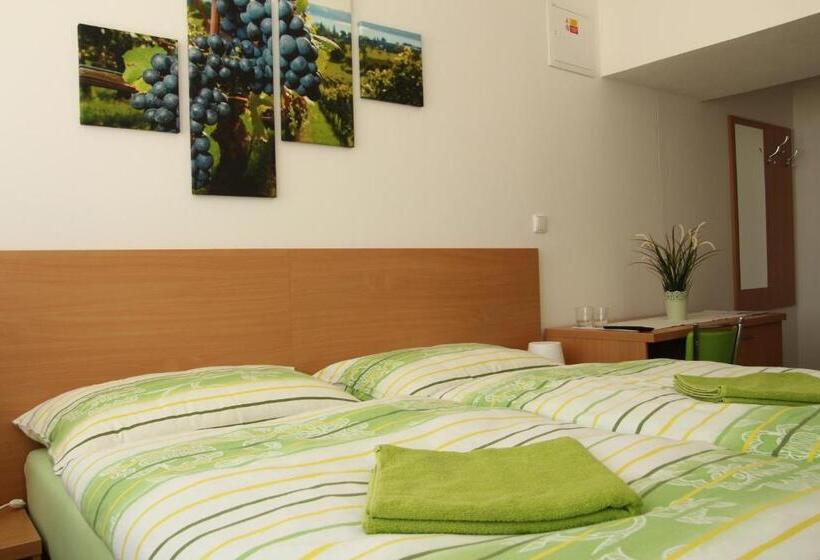 Pensão Penzion Bobule