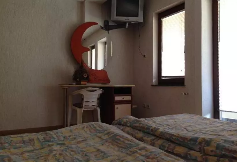 پانسیون Villa Emilija