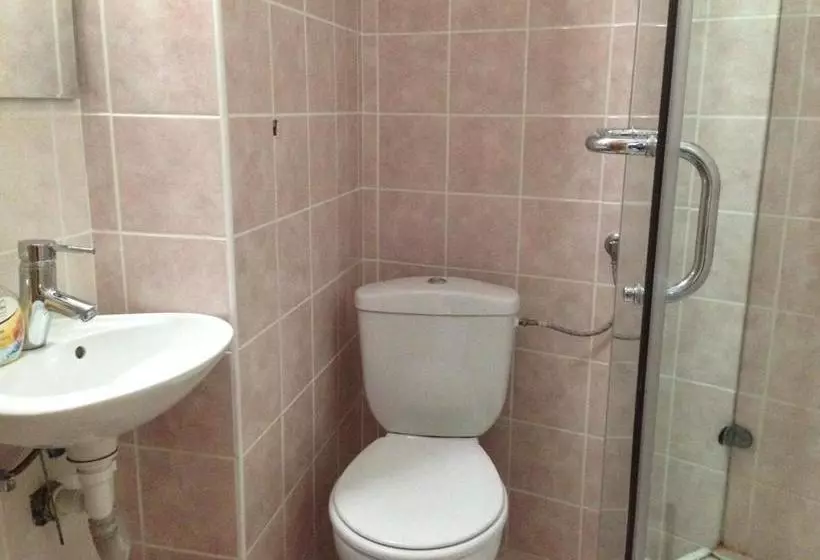 پانسیون Villa Emilija