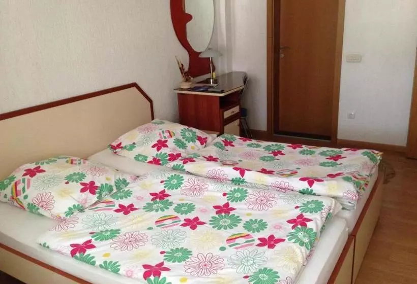 پانسیون Villa Emilija