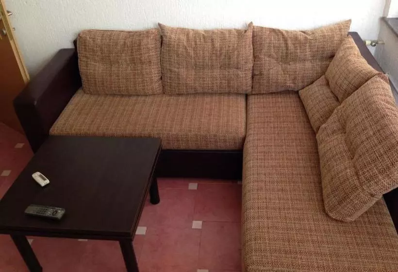 پانسیون Villa Emilija