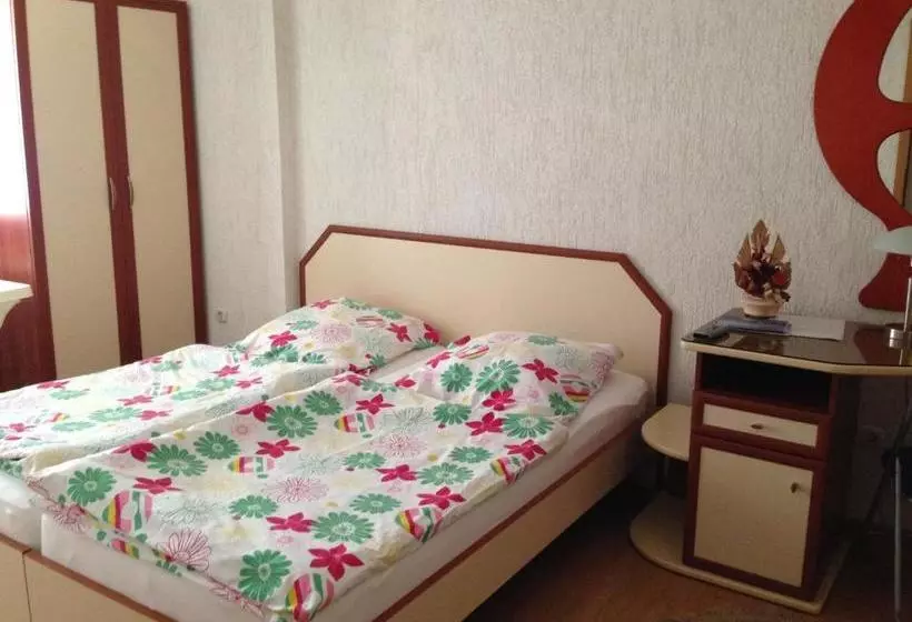 پانسیون Villa Emilija