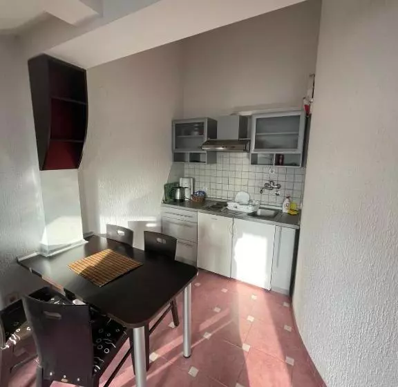 پانسیون Villa Emilija