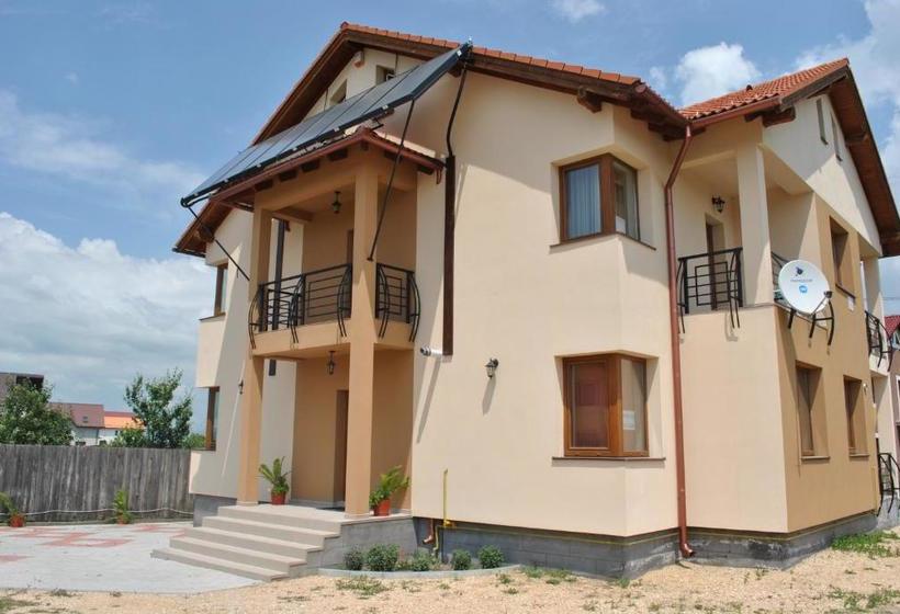 Pensiunea Queen Mary