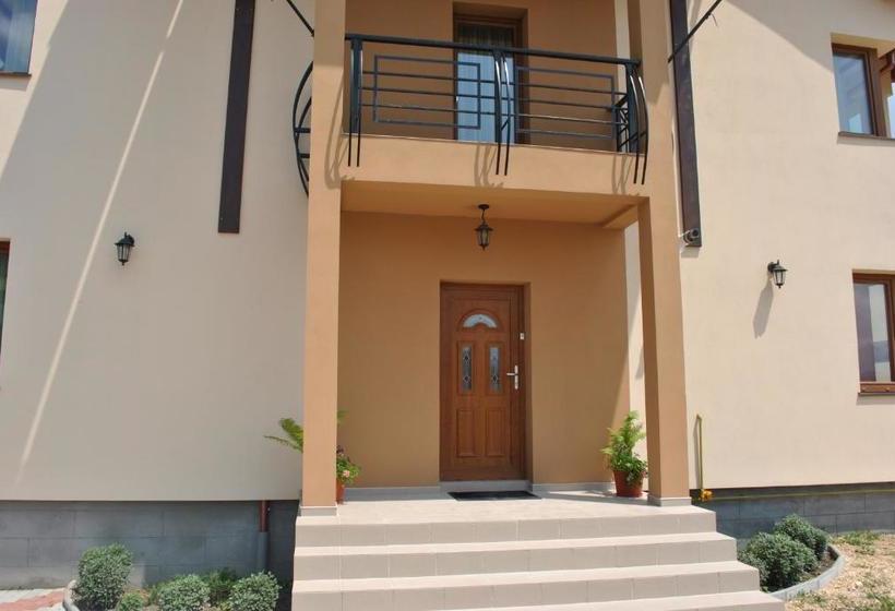 Pensiunea Queen Mary