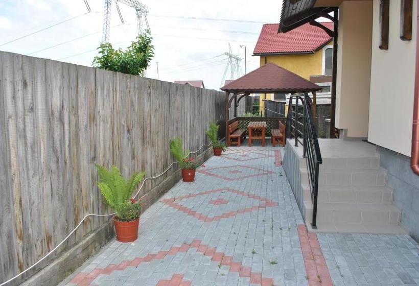 Pensiunea Queen Mary