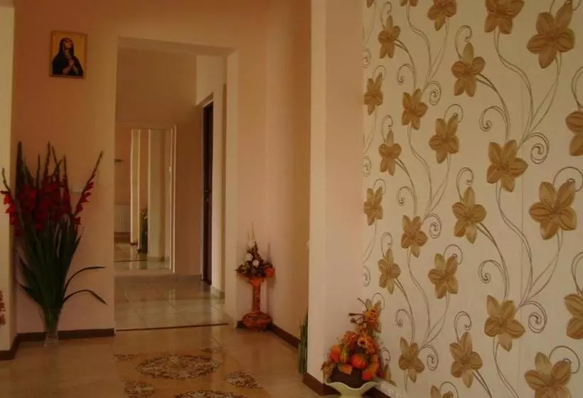 Pensiunea Queen Mary