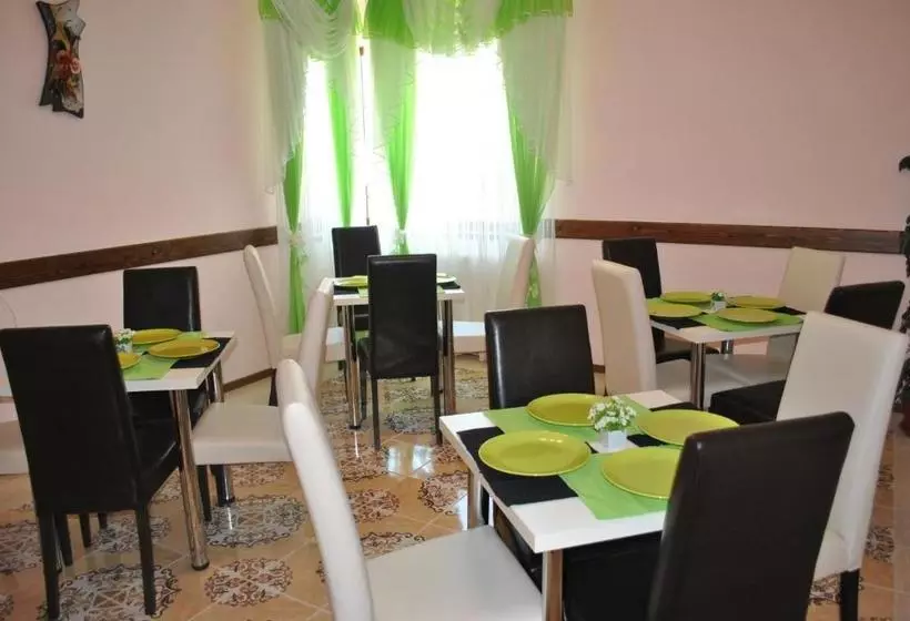 Pensiunea Queen Mary