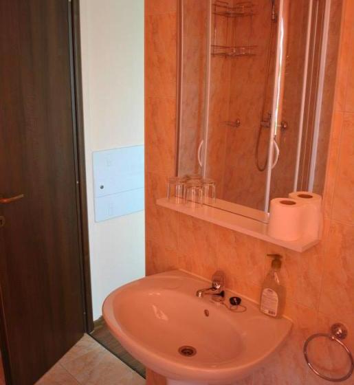 Pensiunea Queen Mary