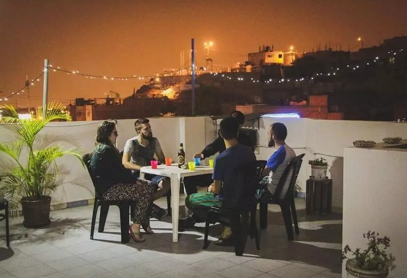 هاستل Tupac Lima Airport