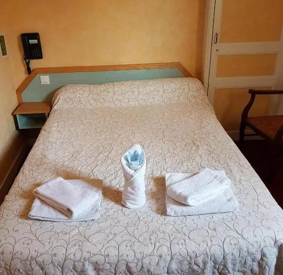 ホテル De La Gare