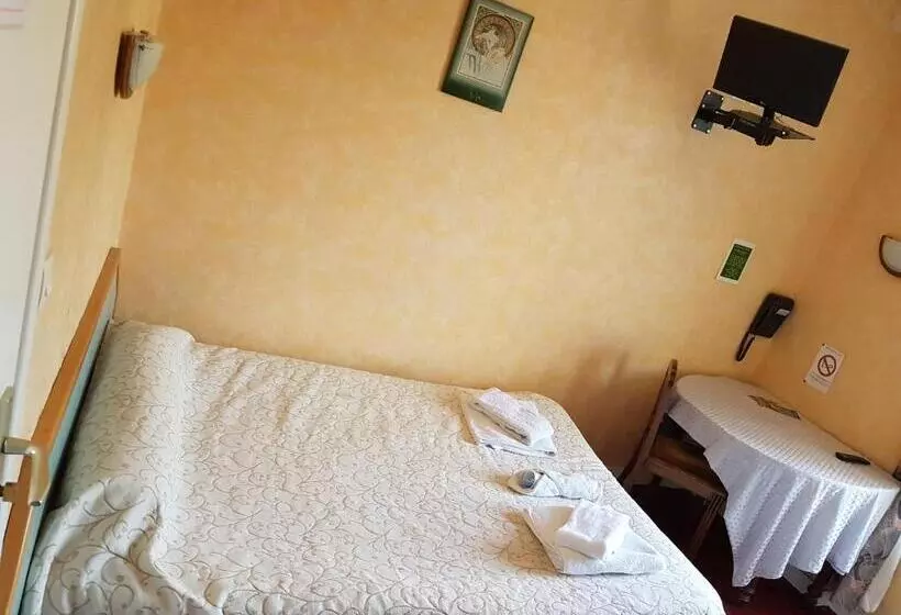 ホテル De La Gare