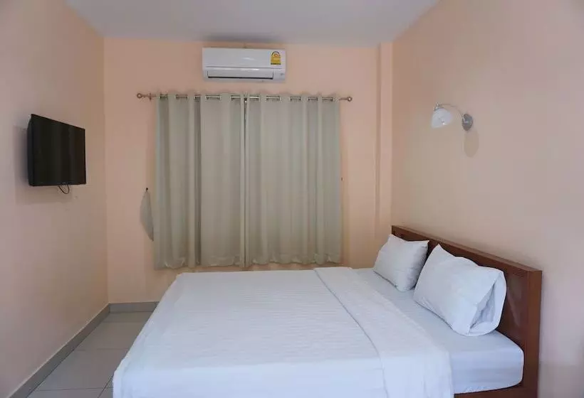 Jirasin Hotel & Apartment
