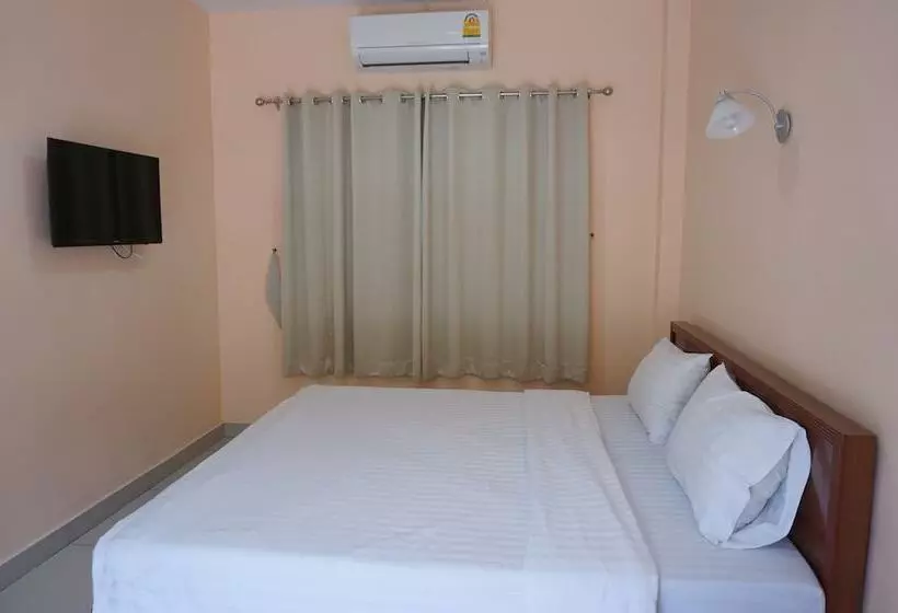Jirasin Hotel & Apartment