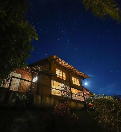 بنسيون Casa Estrelada