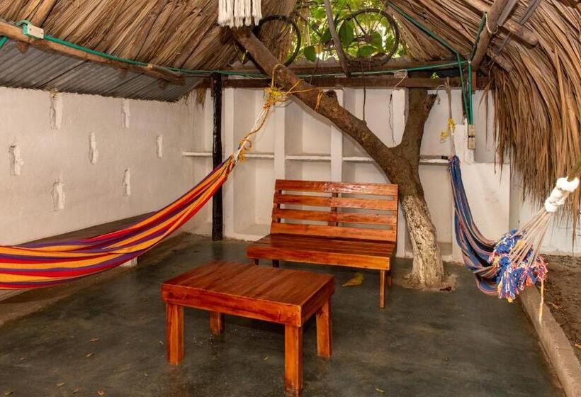 پانسیون Casa Surf Mar Azul