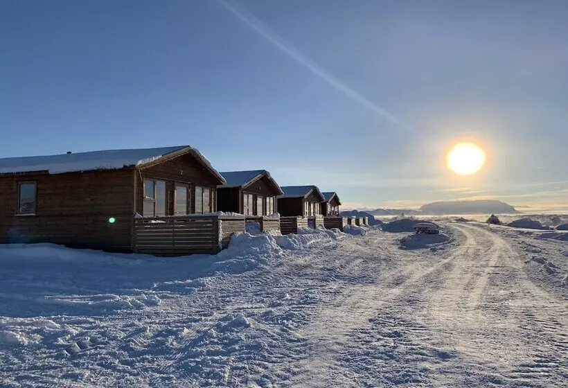 پانسیون Dimmuborgir Guesthouse