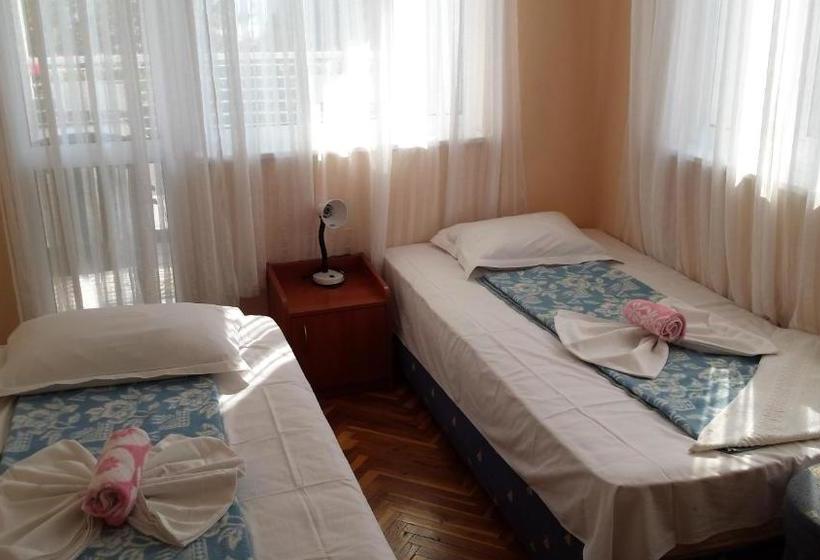 پانسیون Guest House Margarita