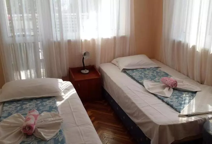 پانسیون Guest House Margarita