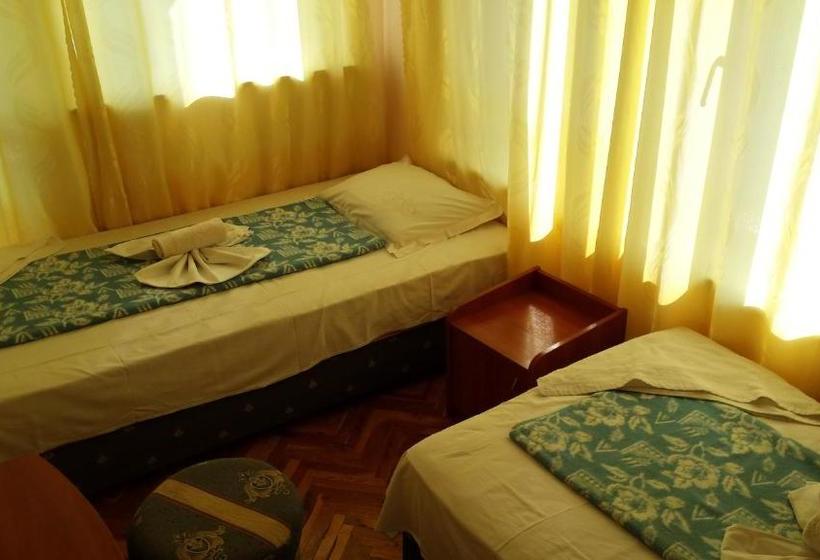 پانسیون Guest House Margarita