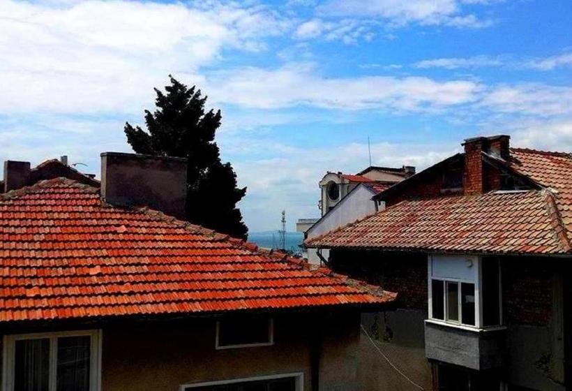 پانسیون Guest House Margarita