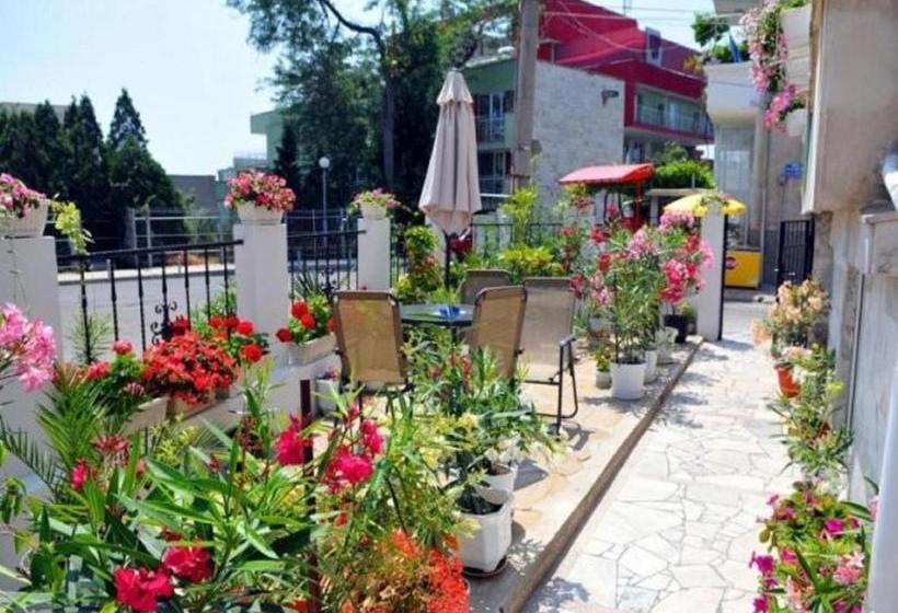 پانسیون Guest House Margarita