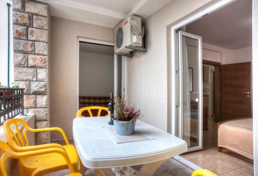 پانسیون Guest House Maslina