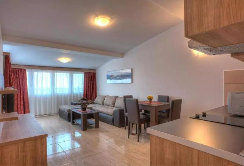 پانسیون Guest House Maslina