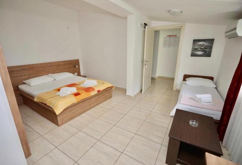 پانسیون Guest House Maslina