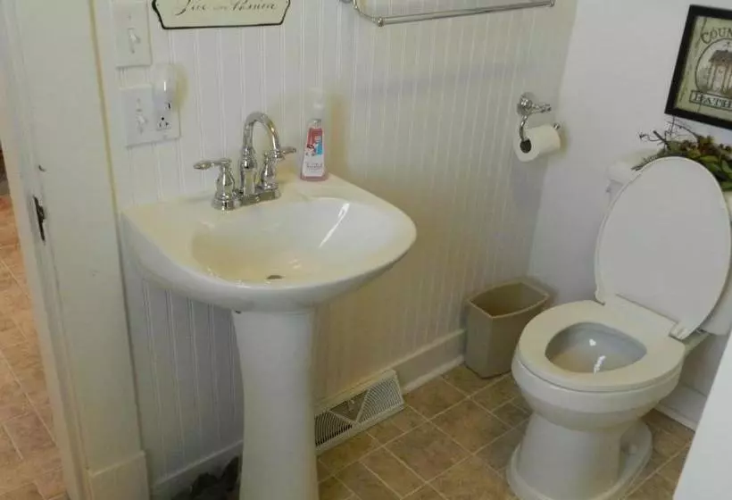 Majatalo Helming Guest House