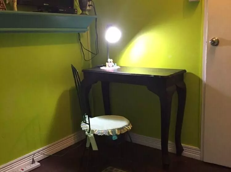ペンション Madie S Place