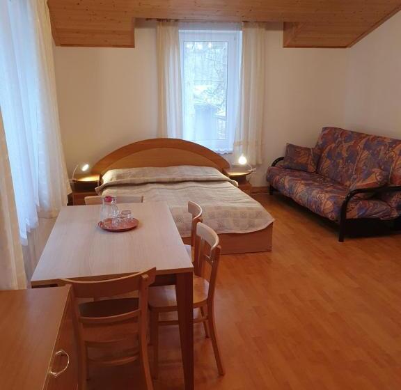 پانسیون Paliepgiris