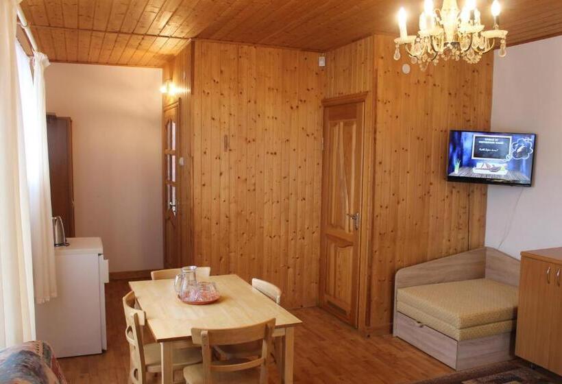 پانسیون Paliepgiris