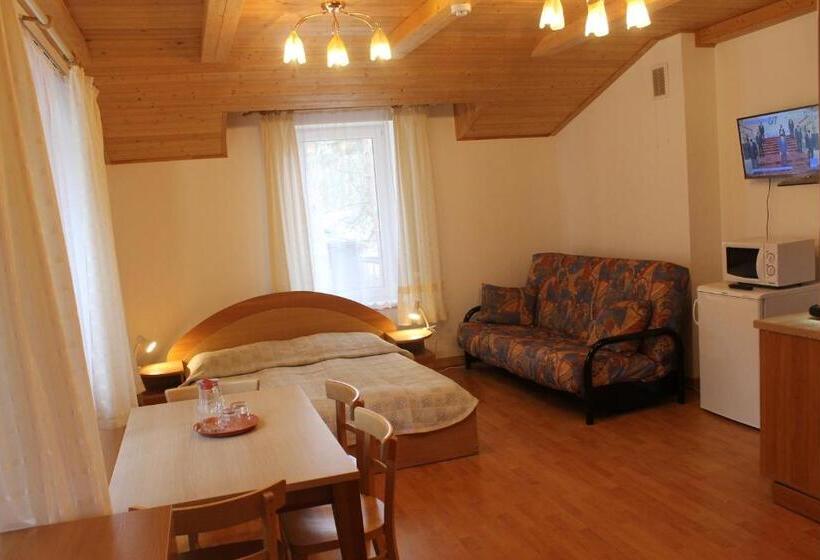 پانسیون Paliepgiris