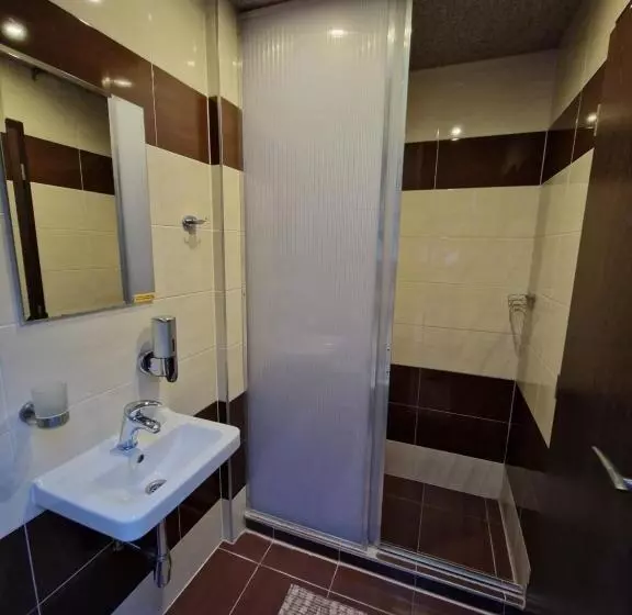 Majatalo Penzion škorpión