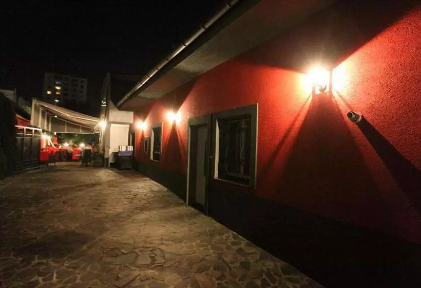 Majatalo Penzion škorpión