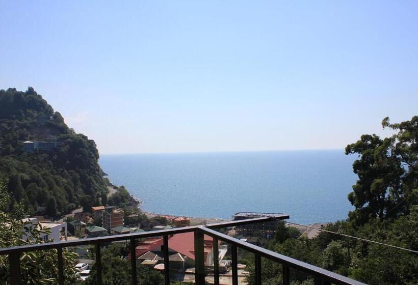 پانسیون Sanni Guest House