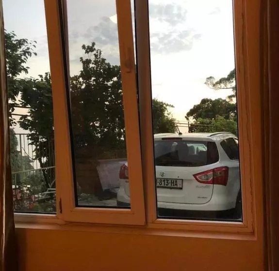 پانسیون Sanni Guest House