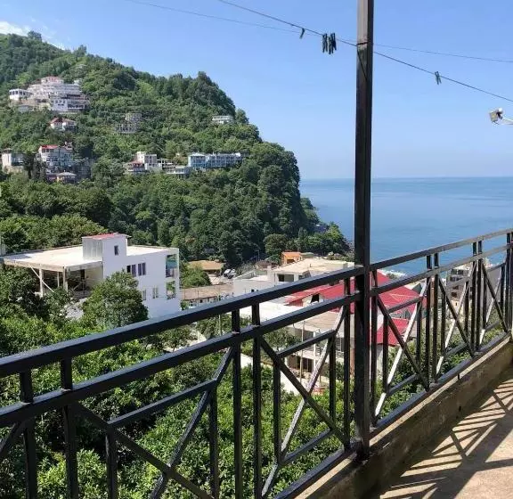 پانسیون Sanni Guest House