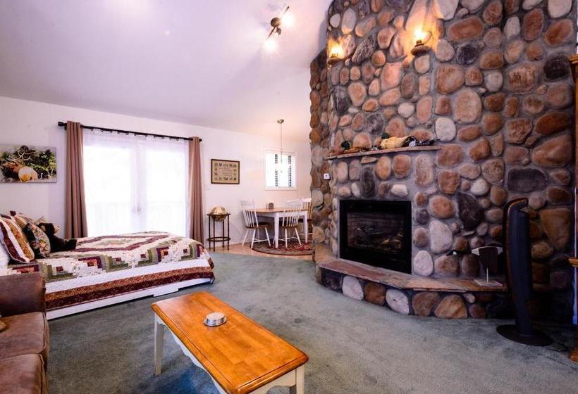 Alpen Way Chalet Mountain Lodge