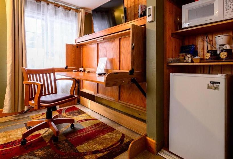 Alpen Way Chalet Mountain Lodge