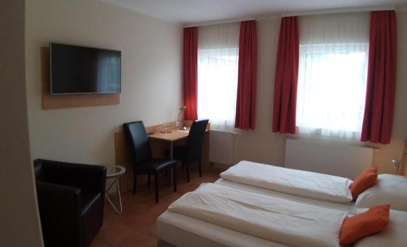 Общежитие Denk Bed & Breakfast